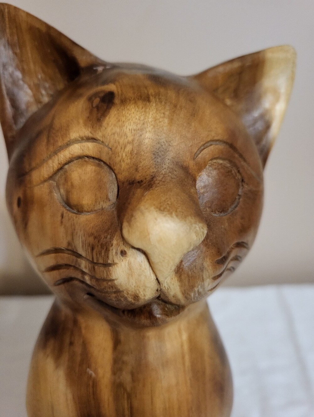 Handcarved Wooden 12 x 5.5 x 4.5 In. Cat Statue Figurine Decor - Picture 11 of 15
